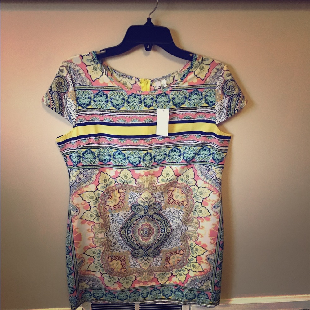 Women’s tribal dress